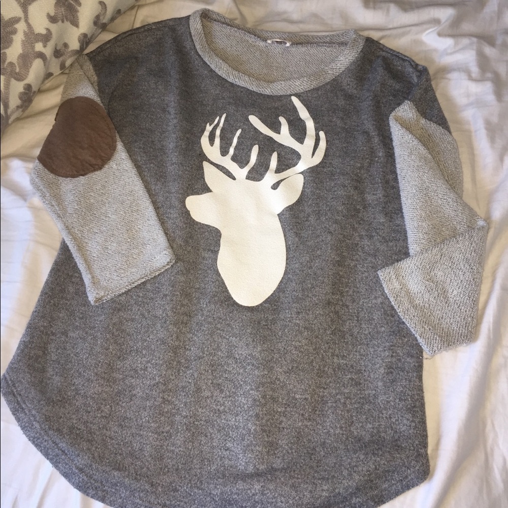 Cute deer sweater with elbow pads